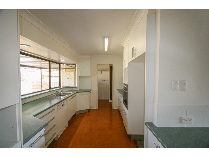 159 Acanthus Avenue, Burleigh Waters QLD 4220