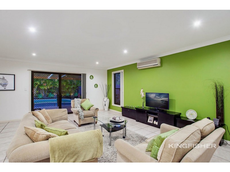 34 Sea Eagle Drive, Burleigh Waters QLD 4220