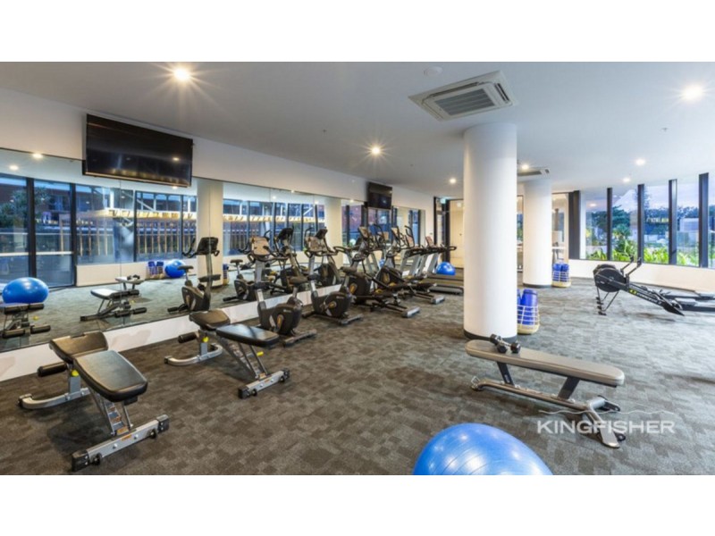 21/70-72 The Esplanade, Burleigh Heads QLD 4220
