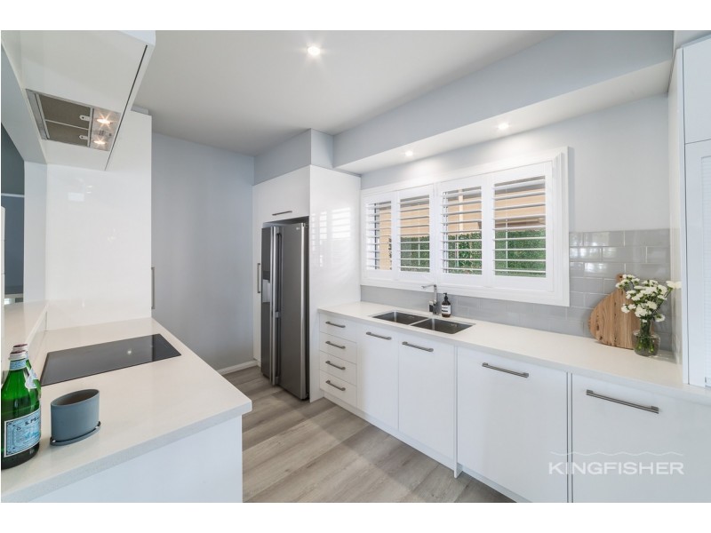 4 Deodar Drive, Burleigh Heads QLD 4220