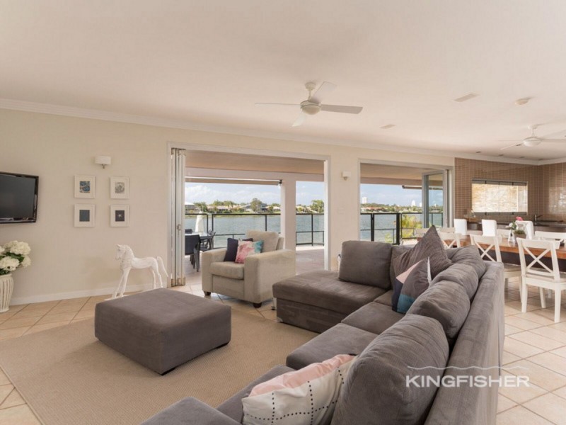 65 Wedgebill Parade, Burleigh Waters QLD 4220