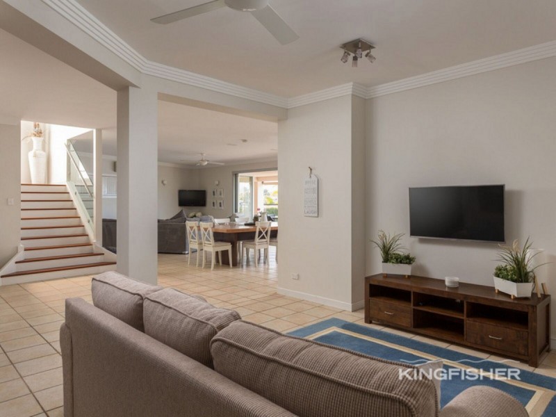 65 Wedgebill Parade, Burleigh Waters QLD 4220