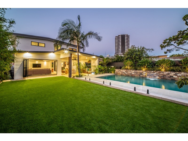 16 Diana Avenue, Burleigh Heads QLD 4220