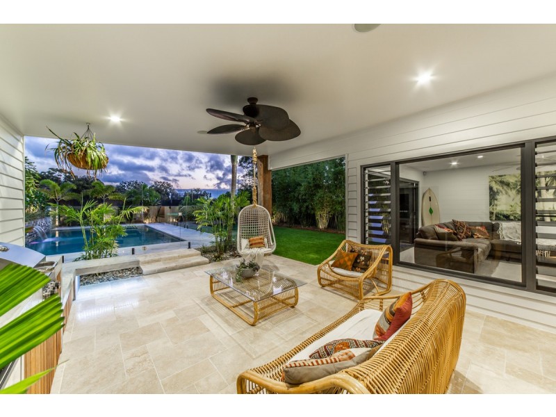 16 Diana Avenue, Burleigh Heads QLD 4220