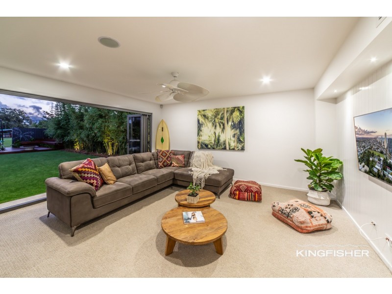 16 Diana Avenue, Burleigh Heads QLD 4220