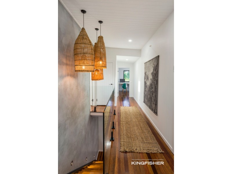 16 Diana Avenue, Burleigh Heads QLD 4220