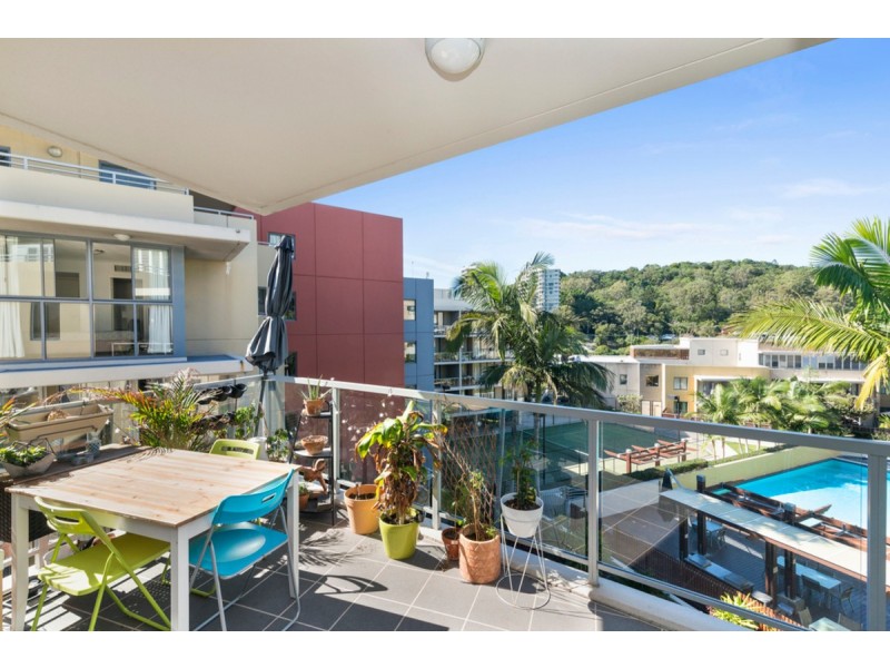 2056/1 Ocean Street, Burleigh Heads QLD 4220