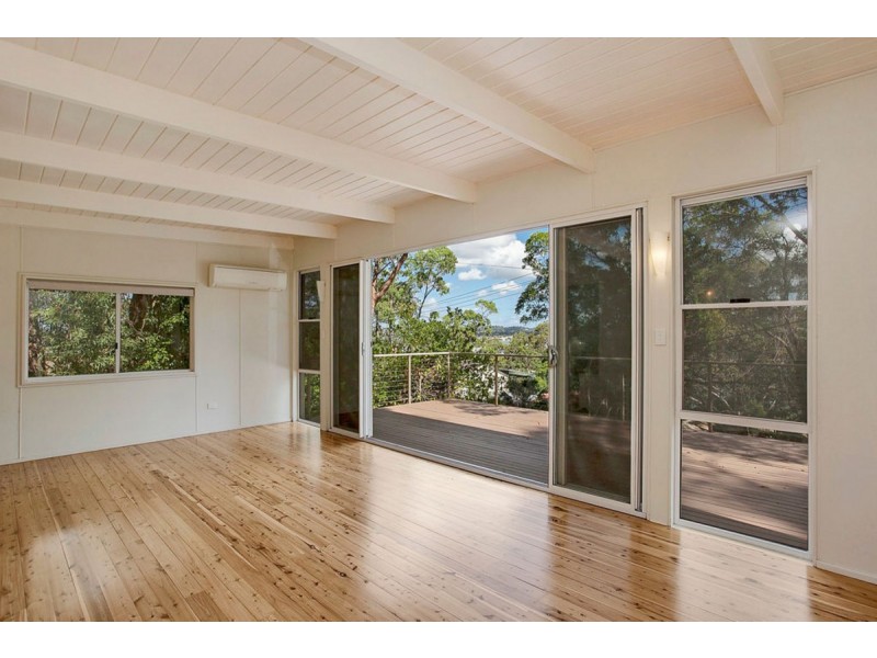 101 Ocean Parade, Burleigh Heads QLD 4220