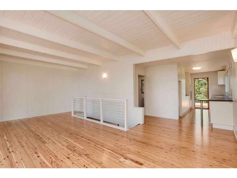 101 Ocean Parade, Burleigh Heads QLD 4220