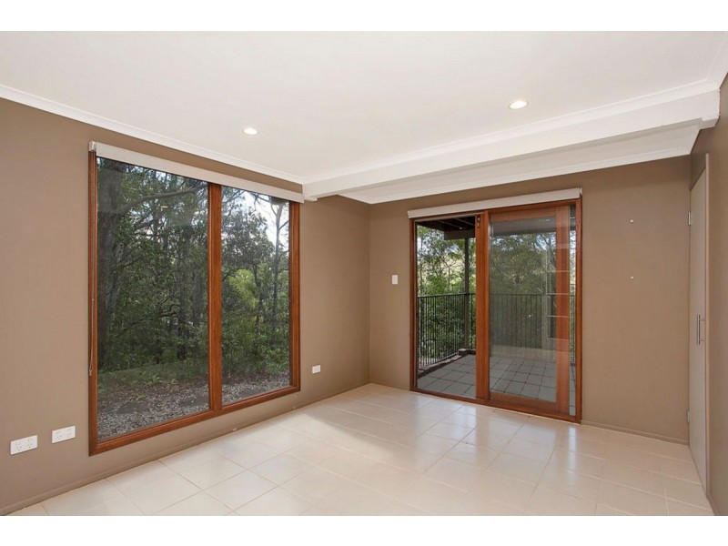 101 Ocean Parade, Burleigh Heads QLD 4220