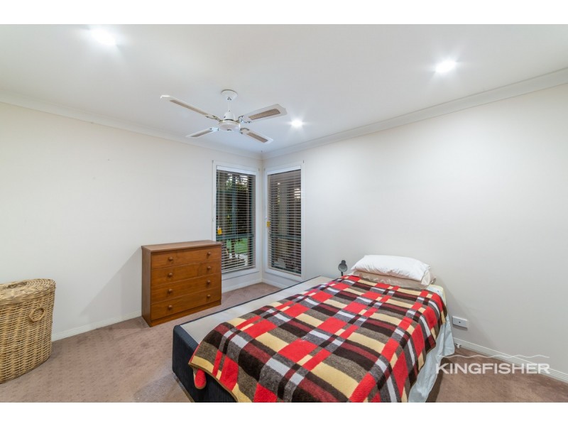 13 Islander Court, Burleigh Waters QLD 4220