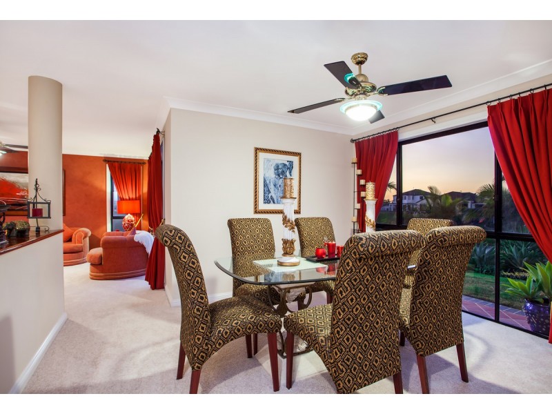 9 Crozet Court, Burleigh Waters QLD 4220