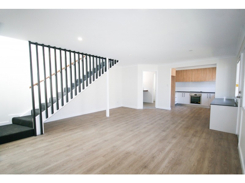1/29 Chainey Avenue, Miami QLD 4220