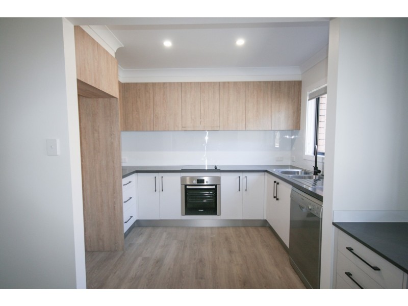 1/29 Chainey Avenue, Miami QLD 4220