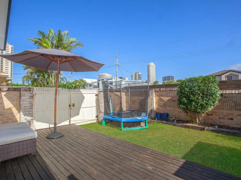 1/17 Deodar Drive, Burleigh Heads QLD 4220