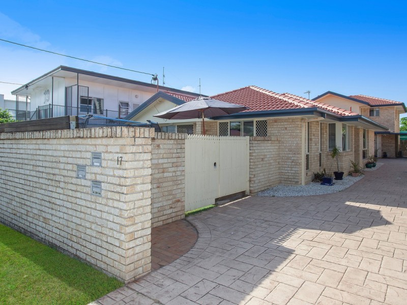1/17 Deodar Drive, Burleigh Heads QLD 4220