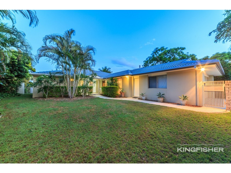 112 Dunlin Drive, Burleigh Waters QLD 4220