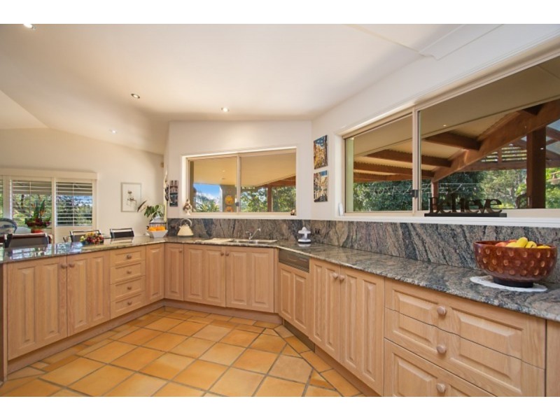 9 Dulcie Drive, Burleigh Heads QLD 4220