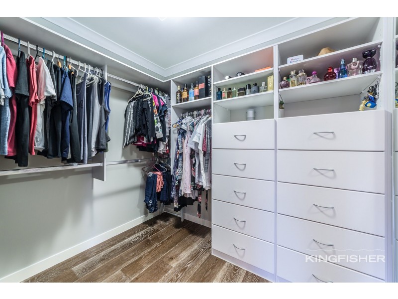 11 Lanai Drive, Burleigh Waters QLD 4220