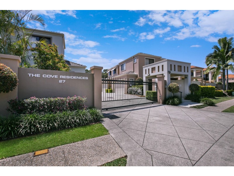2/27 Beachcomber Court, Burleigh Waters QLD 4220