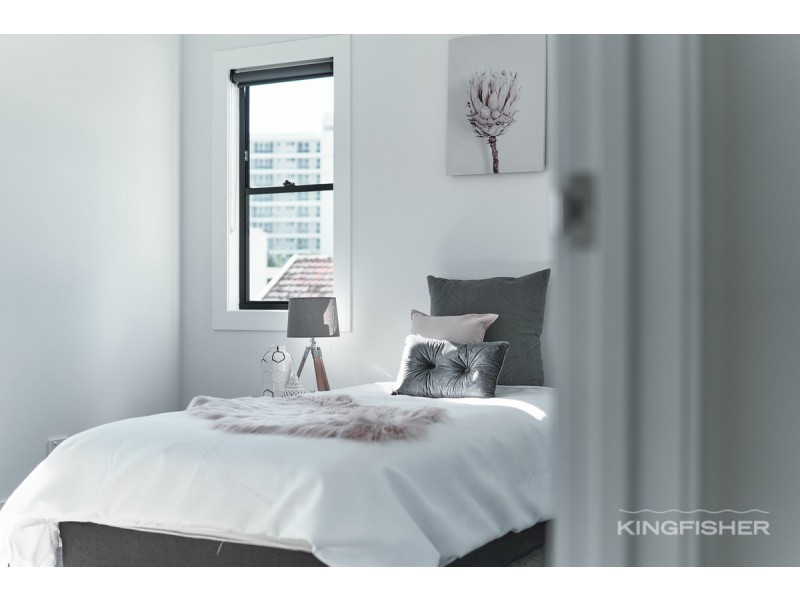 1/3 Anzac Parade, Burleigh Heads QLD 4220