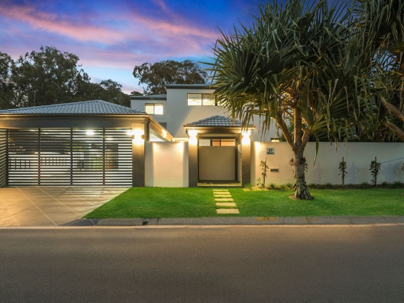 17 Bittern Avenue, Burleigh Waters QLD 4220