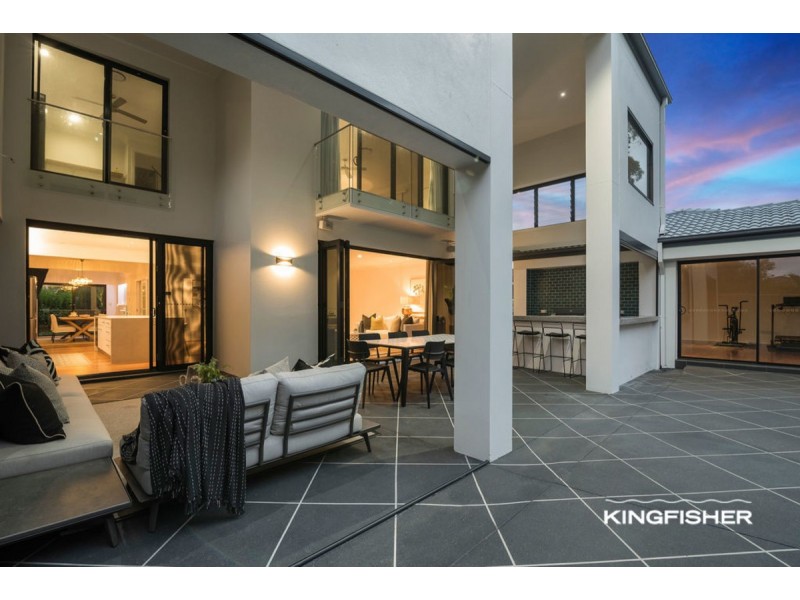 17 Bittern Avenue, Burleigh Waters QLD 4220