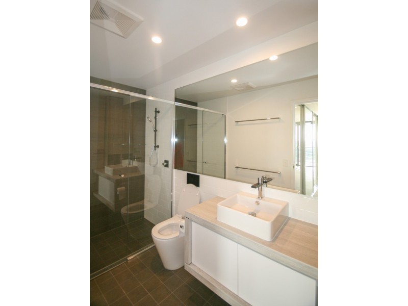 53/70-72 The Esplanade, Burleigh Heads QLD 4220