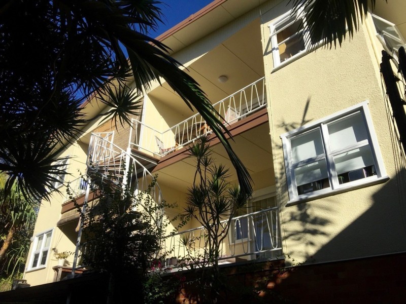 4/15 George Street East, Burleigh Heads QLD 4220