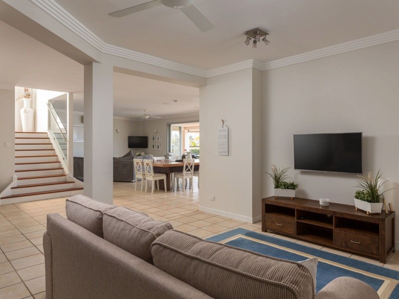 65b Wedgebill Parade, Burleigh Waters QLD 4220