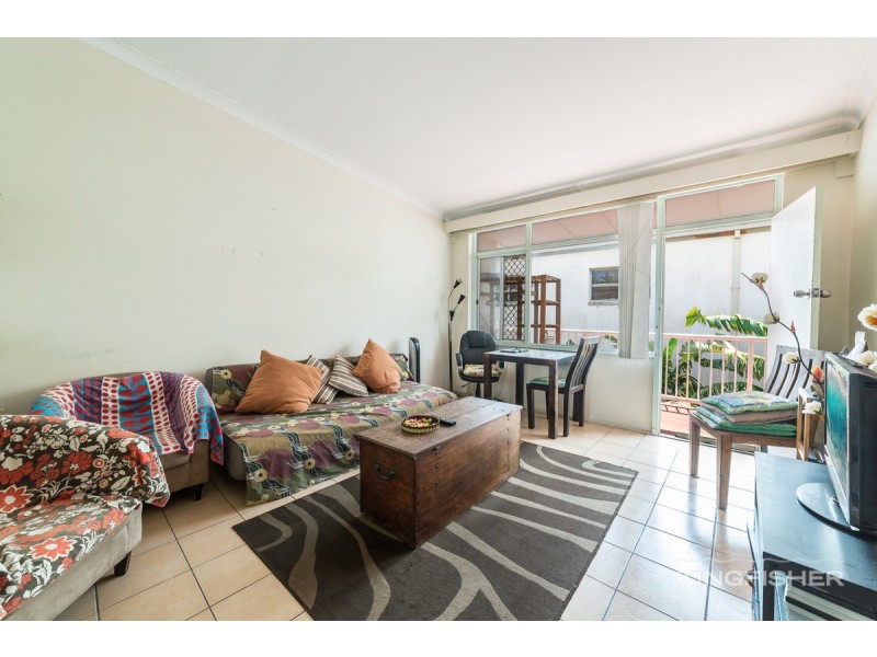 23/8 – 12 Marine Parade, Miami QLD 4220
