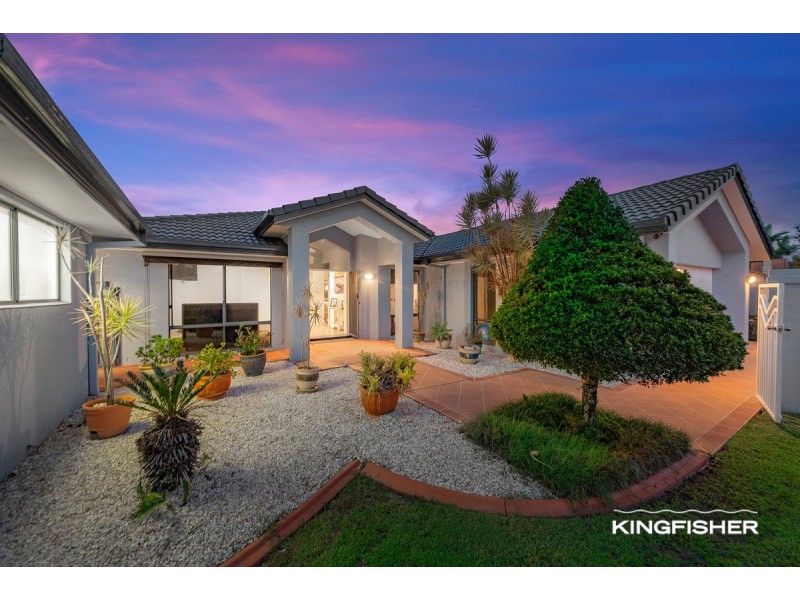 144 Dunlin Drive, Burleigh Waters QLD 4220