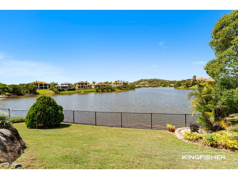 144 Dunlin Drive, Burleigh Waters QLD 4220
