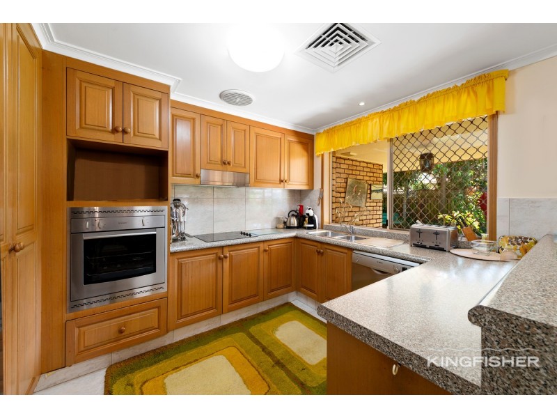 14 Yarraville Street, Robina QLD 4226