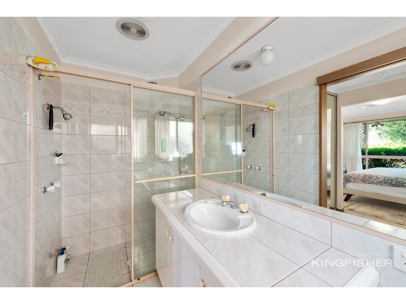 14 Yarraville Street, Robina QLD 4226