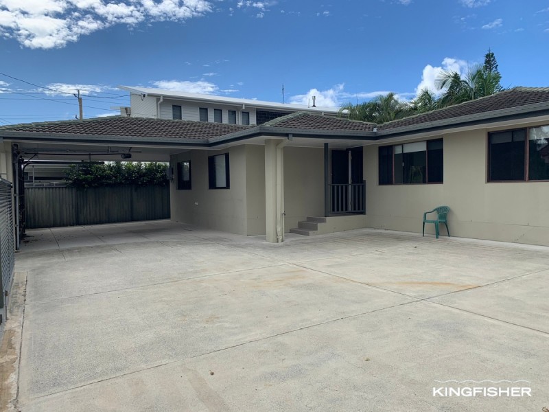 15 Newstead Street, Burleigh Waters QLD 4220