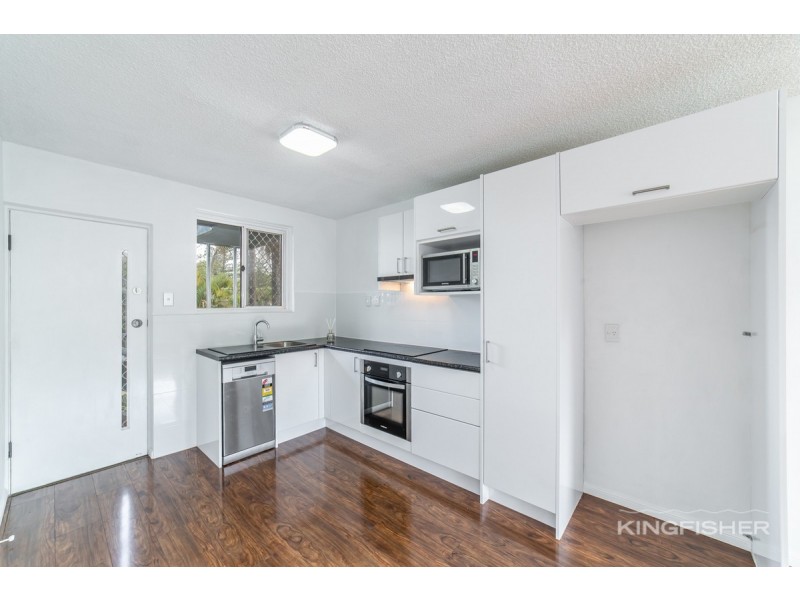 21/8 – 12 Marine Parade, Miami QLD 4220