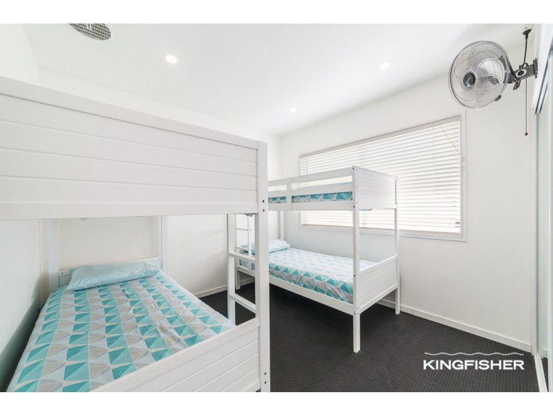 44 Hillcrest Parade, Miami QLD 4220