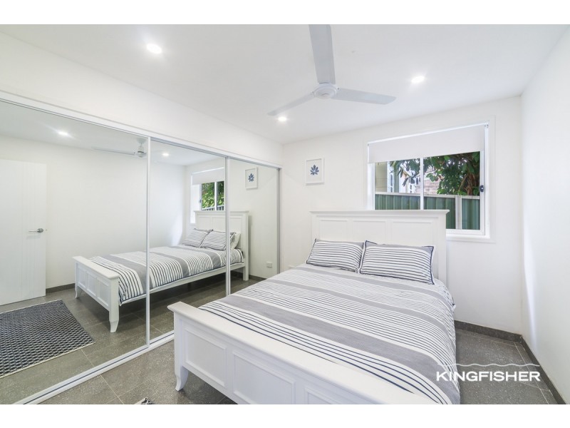 44 Hillcrest Parade, Miami QLD 4220