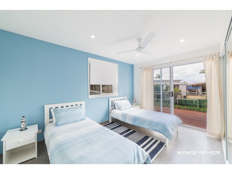 44 Hillcrest Parade, Miami QLD 4220