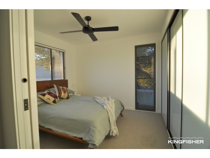 2/127 Sunshine Parade, Miami QLD 4220