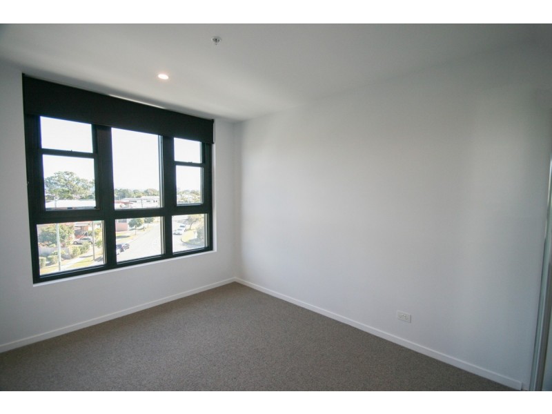 12/70-72 The Esplanade, Burleigh Heads QLD 4220