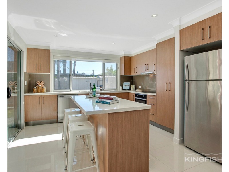 5 Warrina Crescent, Burleigh Waters QLD 4220