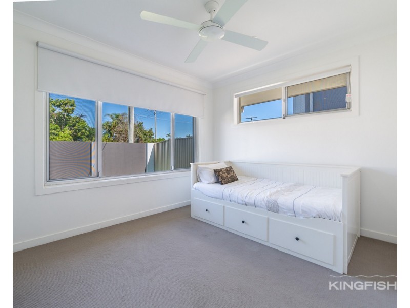 5 Warrina Crescent, Burleigh Waters QLD 4220