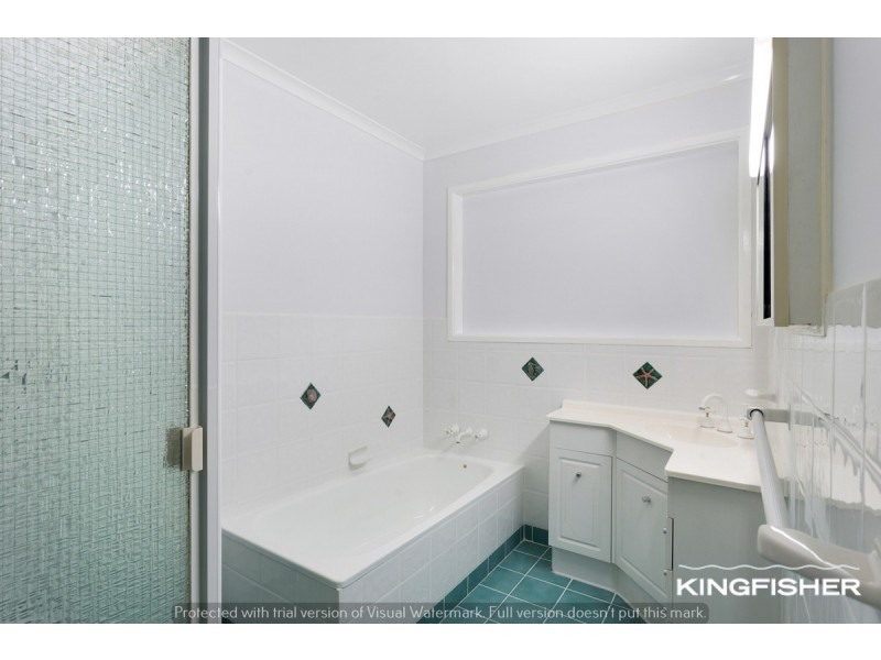 16 Lorikeet Lane, Burleigh Waters QLD 4220