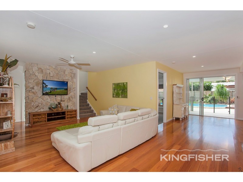 103 Burleigh Street, Burleigh Waters QLD 4220