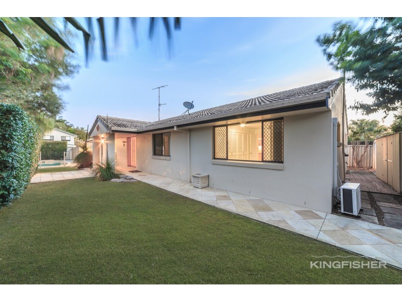 10 Pitta Place, Burleigh Waters QLD 4220