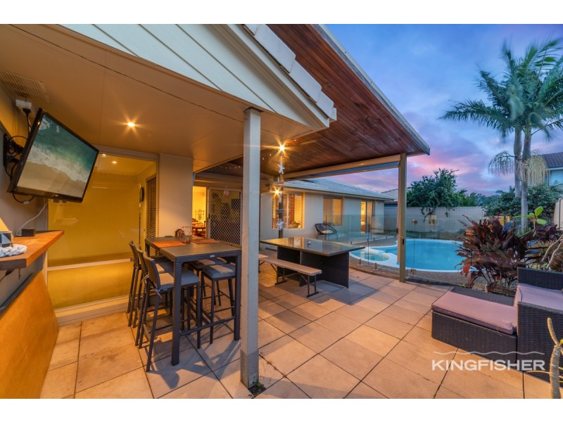 5 Prinia Place, Burleigh Waters QLD 4220