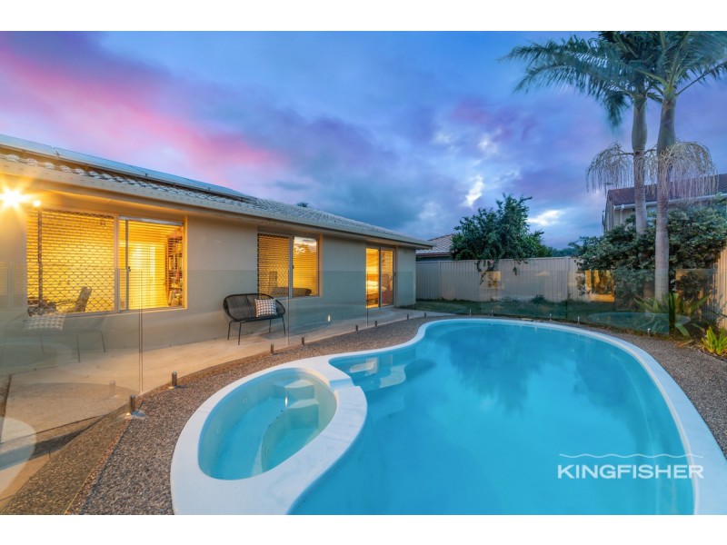 5 Prinia Place, Burleigh Waters QLD 4220
