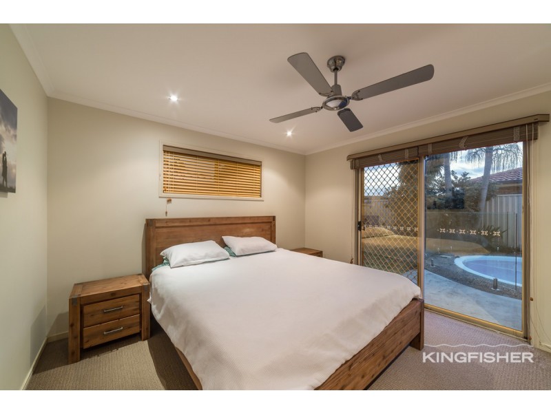 5 Prinia Place, Burleigh Waters QLD 4220